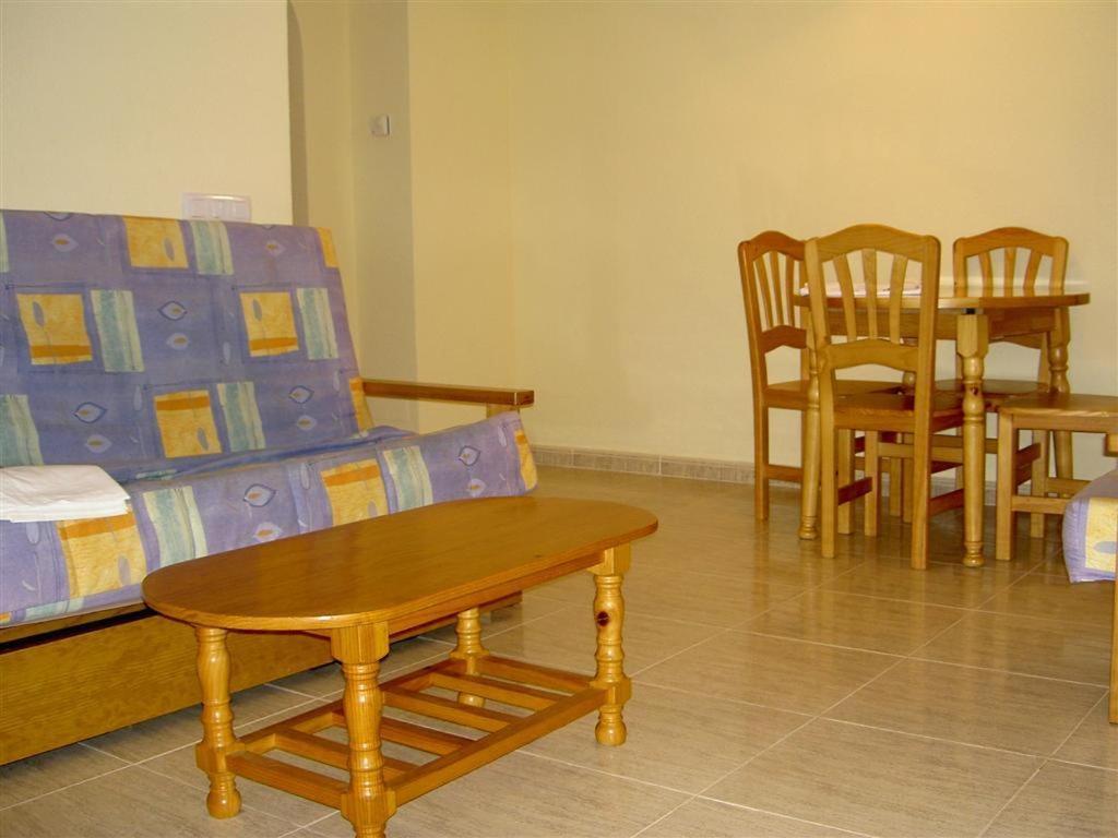 Apartamentos Turisticos Puerto Tomas Maestre Λα Μάνγκα Δελ Μαρ Μενόρ Εξωτερικό φωτογραφία