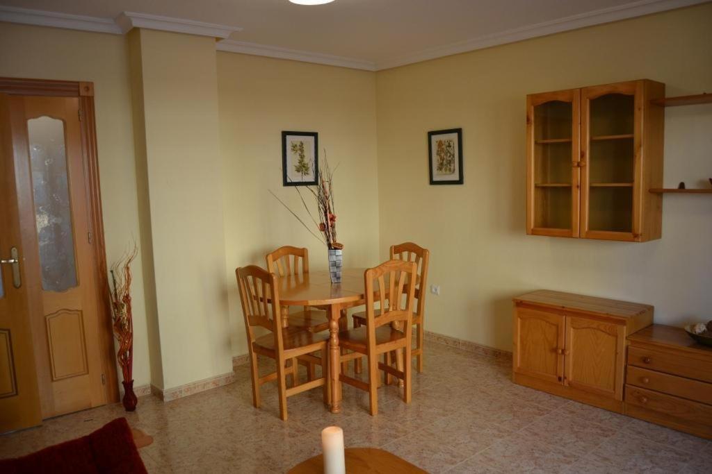Apartamentos Turisticos Puerto Tomas Maestre Λα Μάνγκα Δελ Μαρ Μενόρ Δωμάτιο φωτογραφία