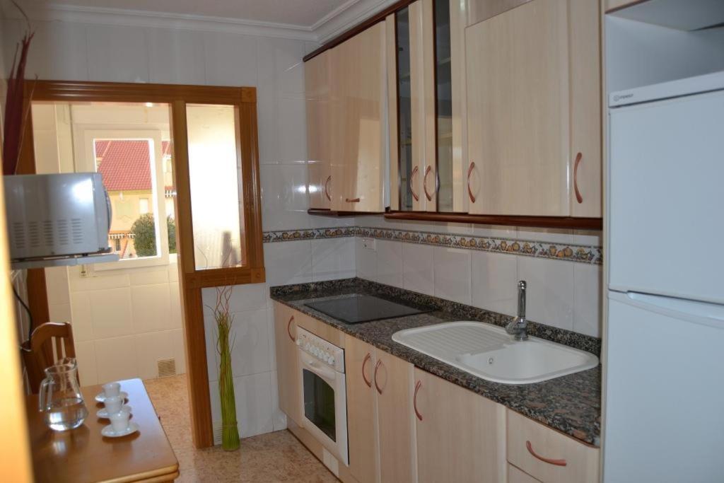 Apartamentos Turisticos Puerto Tomas Maestre Λα Μάνγκα Δελ Μαρ Μενόρ Δωμάτιο φωτογραφία