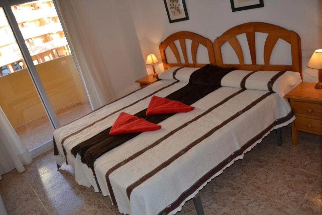 Apartamentos Turisticos Puerto Tomas Maestre Λα Μάνγκα Δελ Μαρ Μενόρ Δωμάτιο φωτογραφία