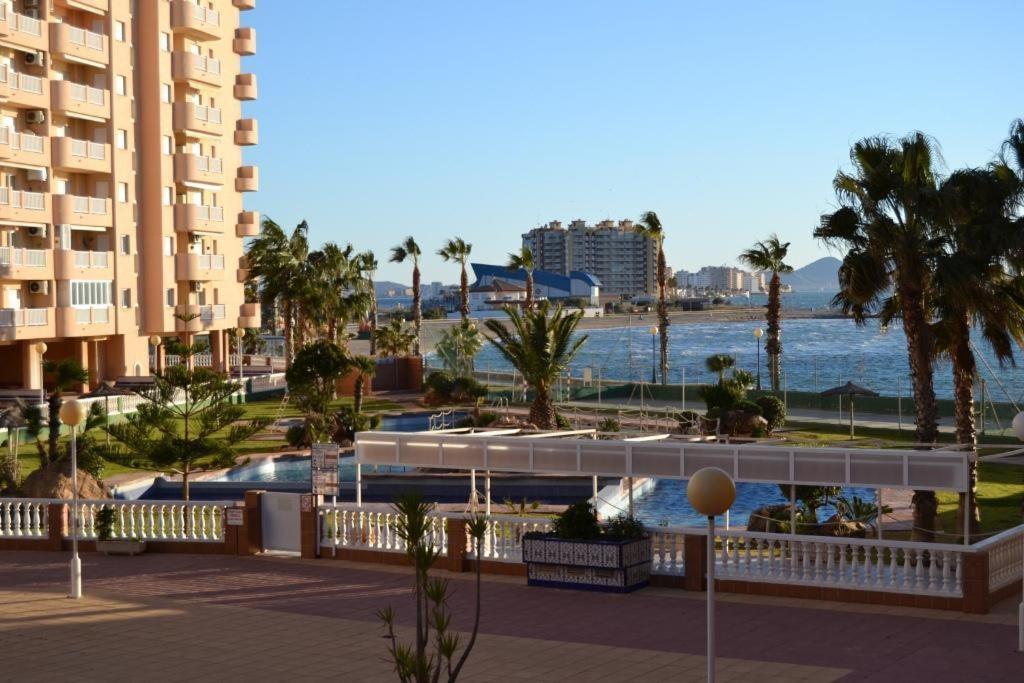 Apartamentos Turisticos Puerto Tomas Maestre Λα Μάνγκα Δελ Μαρ Μενόρ Εξωτερικό φωτογραφία